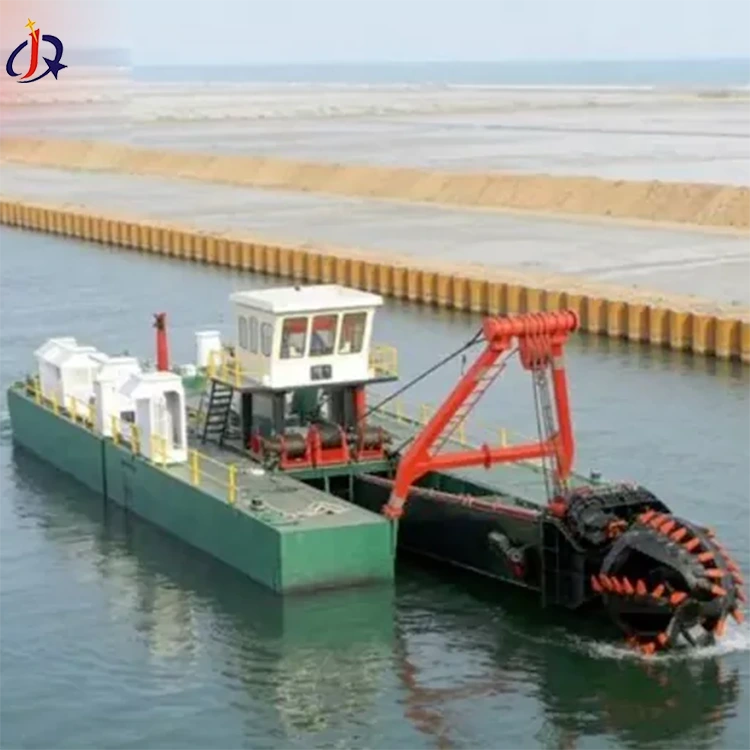Cutter afamora Dredger fun Dredging Project